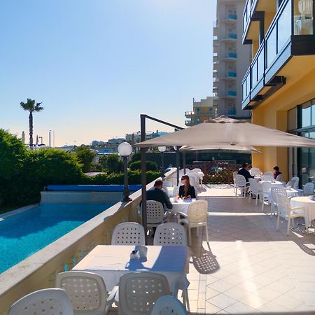Rex Residence Hotel Cattolica Kültér fotó