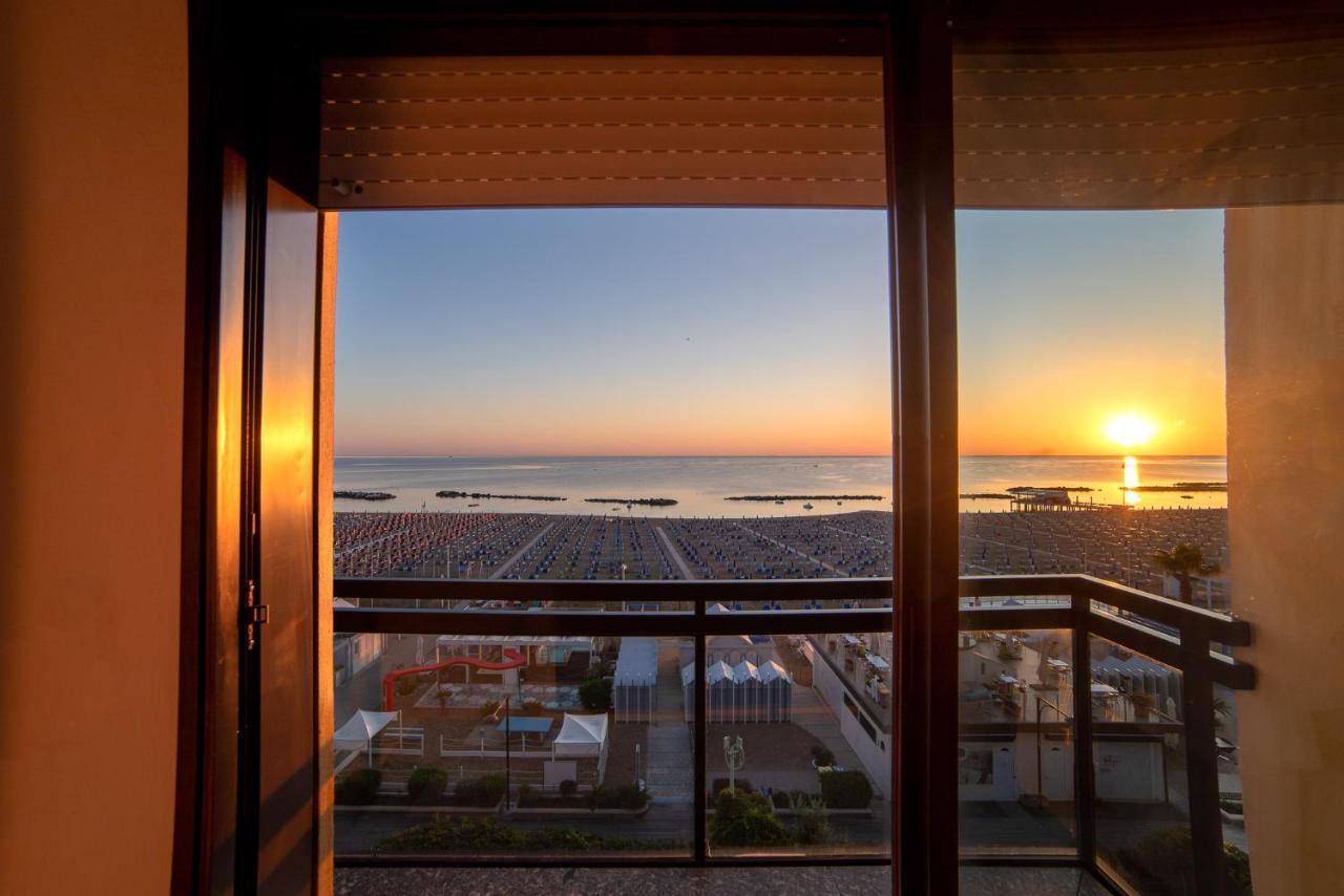 Rex Residence Hotel Cattolica Kültér fotó