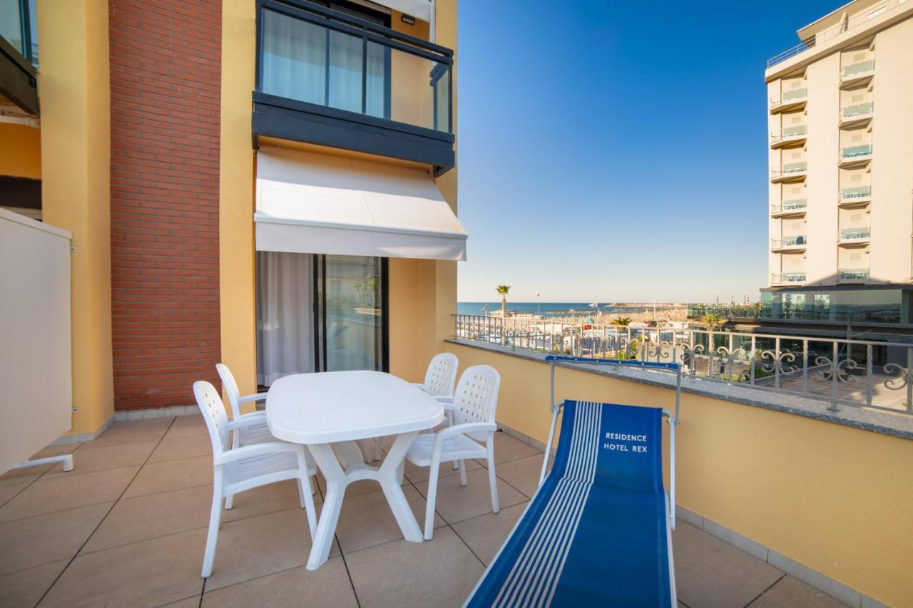 Rex Residence Hotel Cattolica Kültér fotó