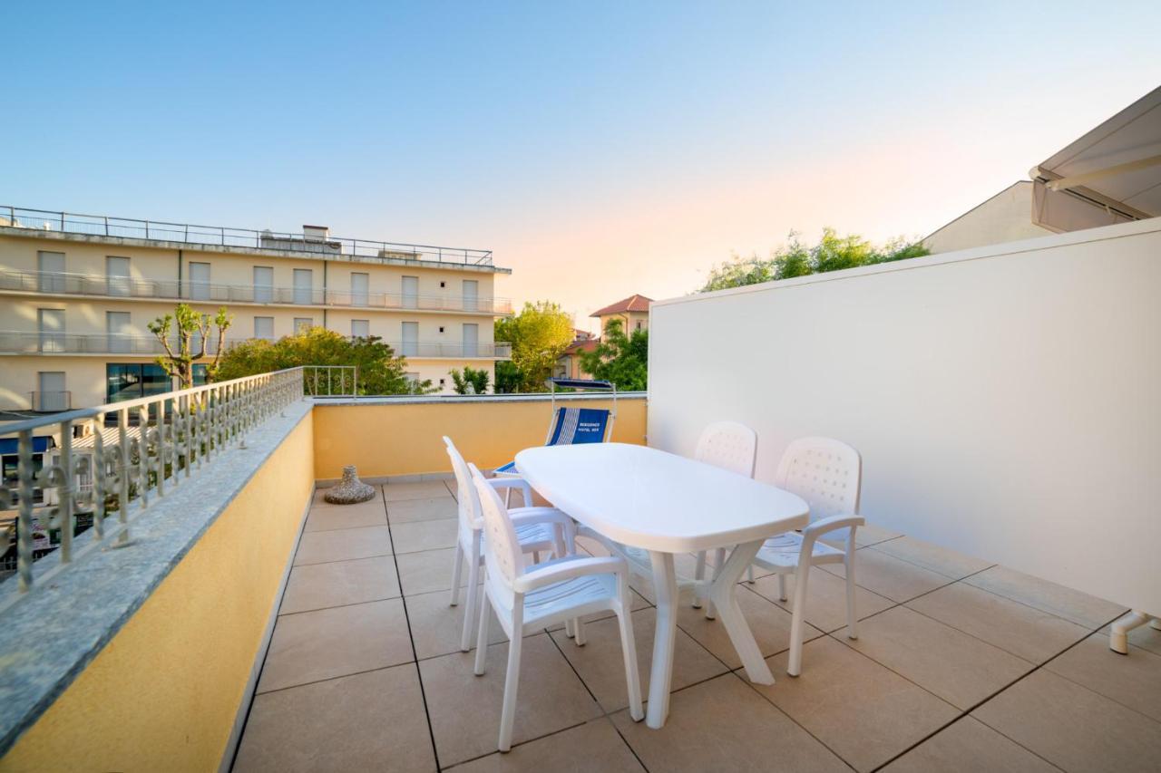 Rex Residence Hotel Cattolica Kültér fotó