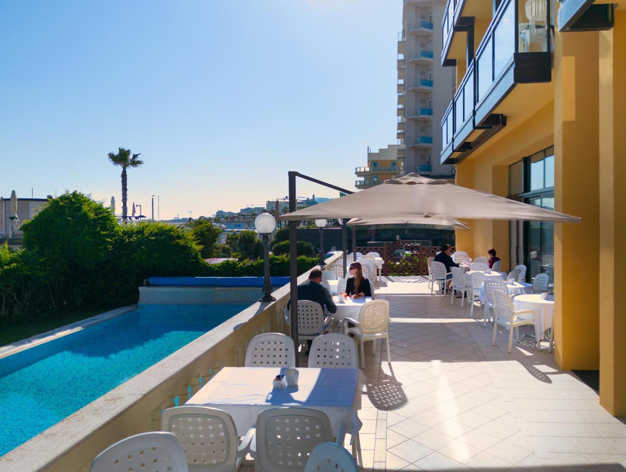 Rex Residence Hotel Cattolica Kültér fotó